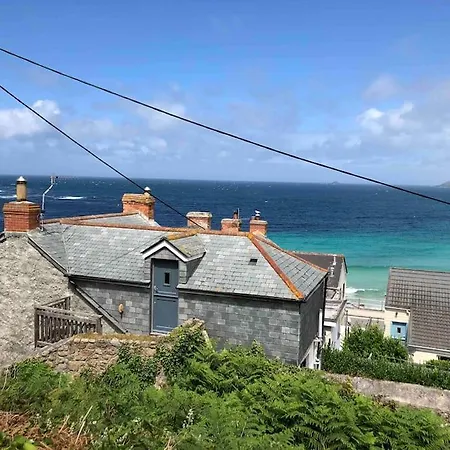 Amazing Seaside Loft With Sea Views . Sennen Cove